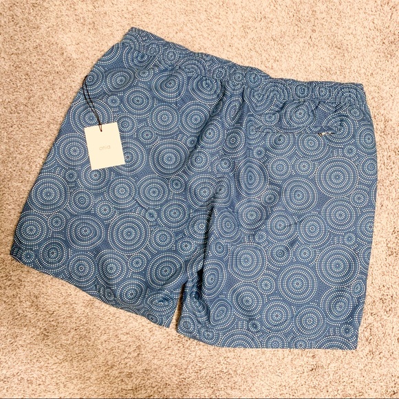 NWT Onia Swim Trunks, The Charles, 7” Inseam, Mosaic Circles, Blue, XL - Picture 6 of 7
